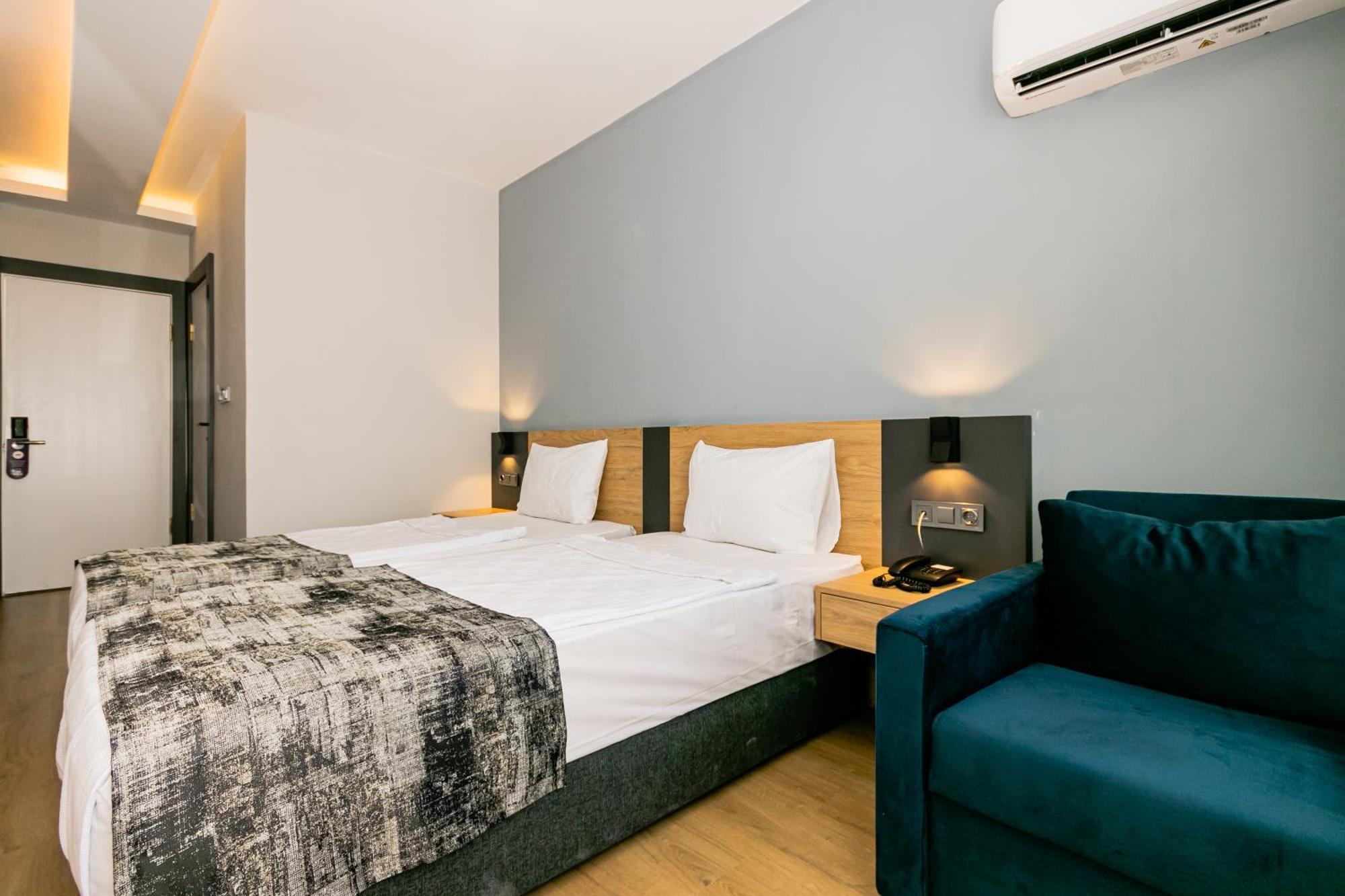 Lara World Hotel Antalia Esterno foto