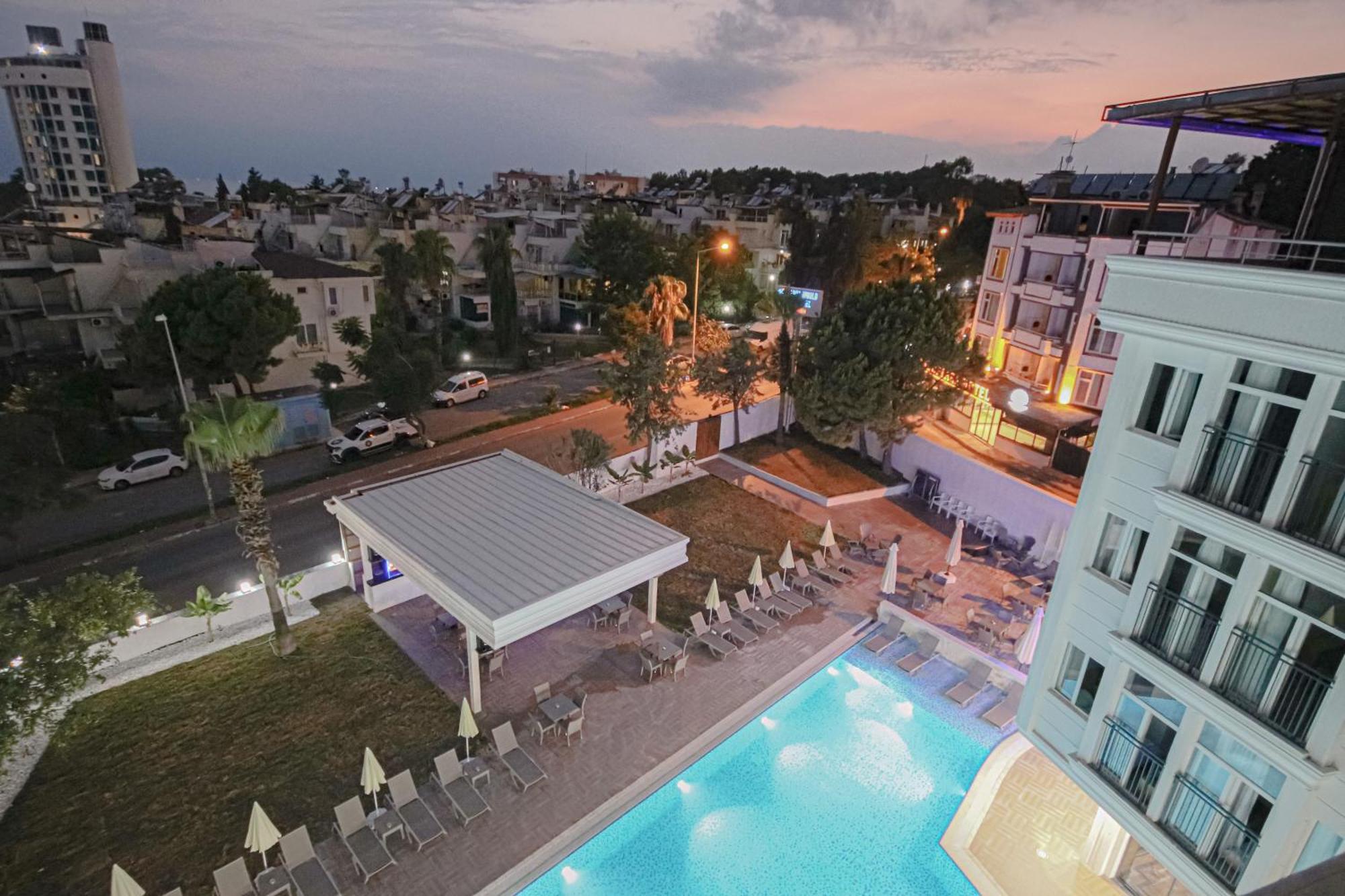 Lara World Hotel Antalia Esterno foto