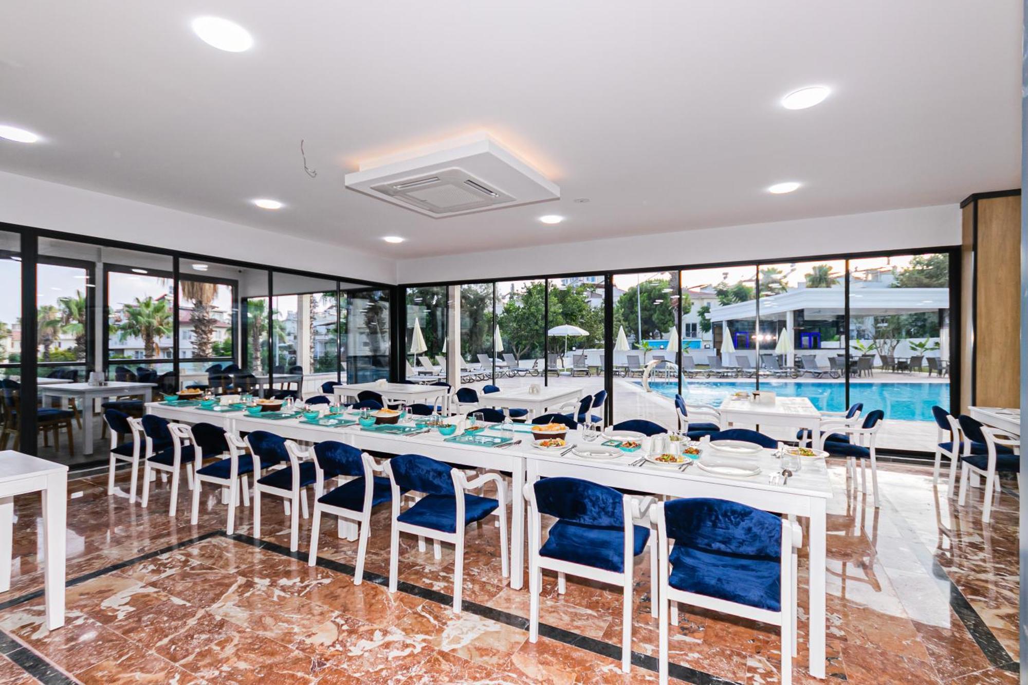 Lara World Hotel Antalia Esterno foto
