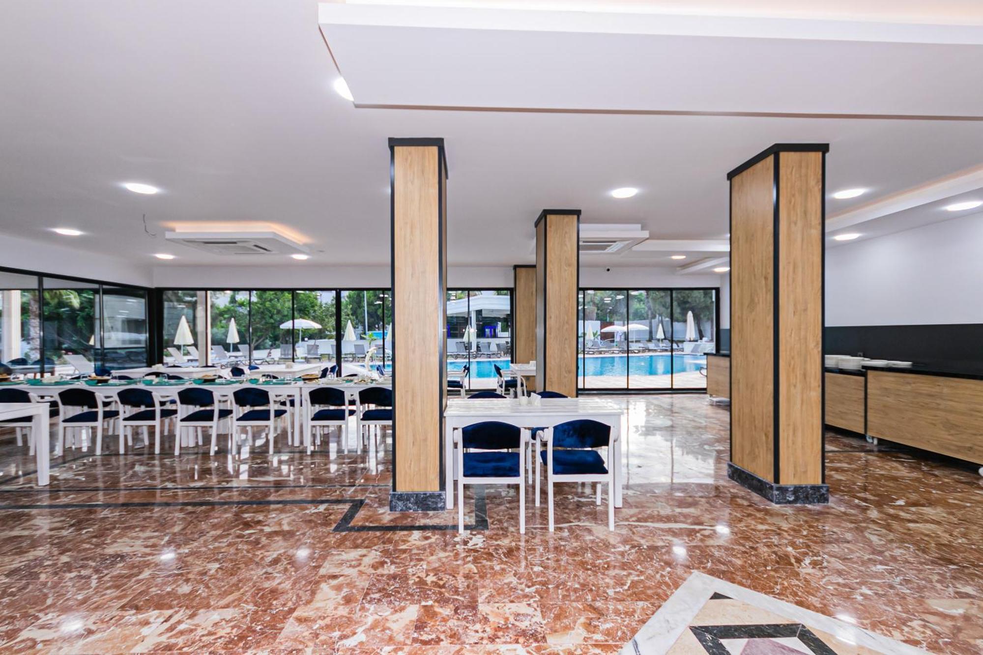 Lara World Hotel Antalia Esterno foto
