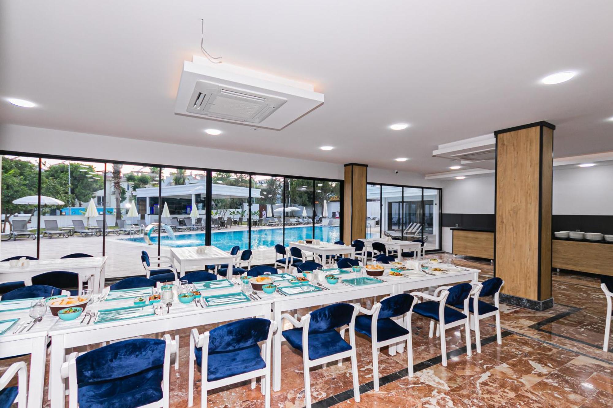 Lara World Hotel Antalia Esterno foto