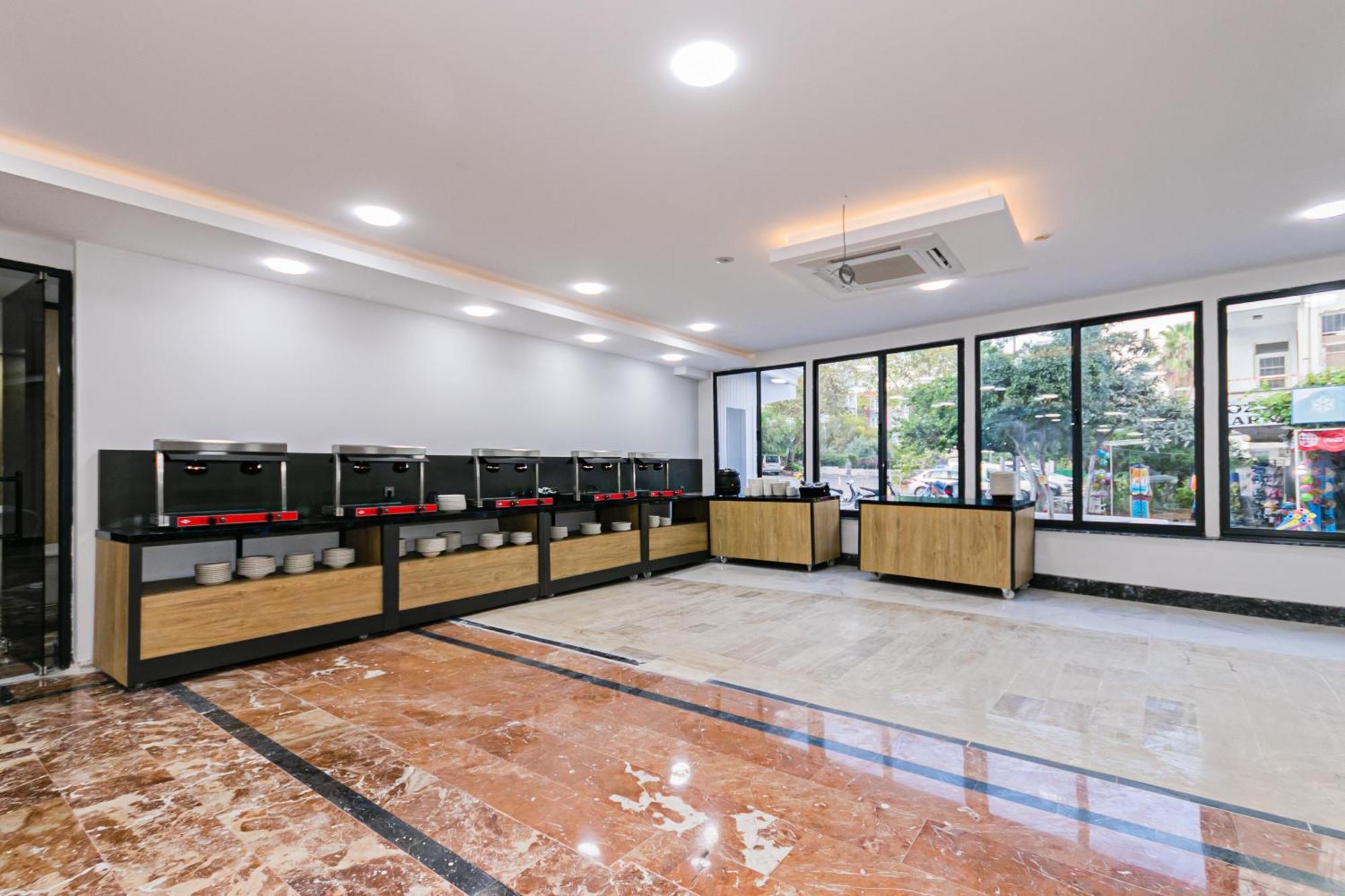 Lara World Hotel Antalia Esterno foto